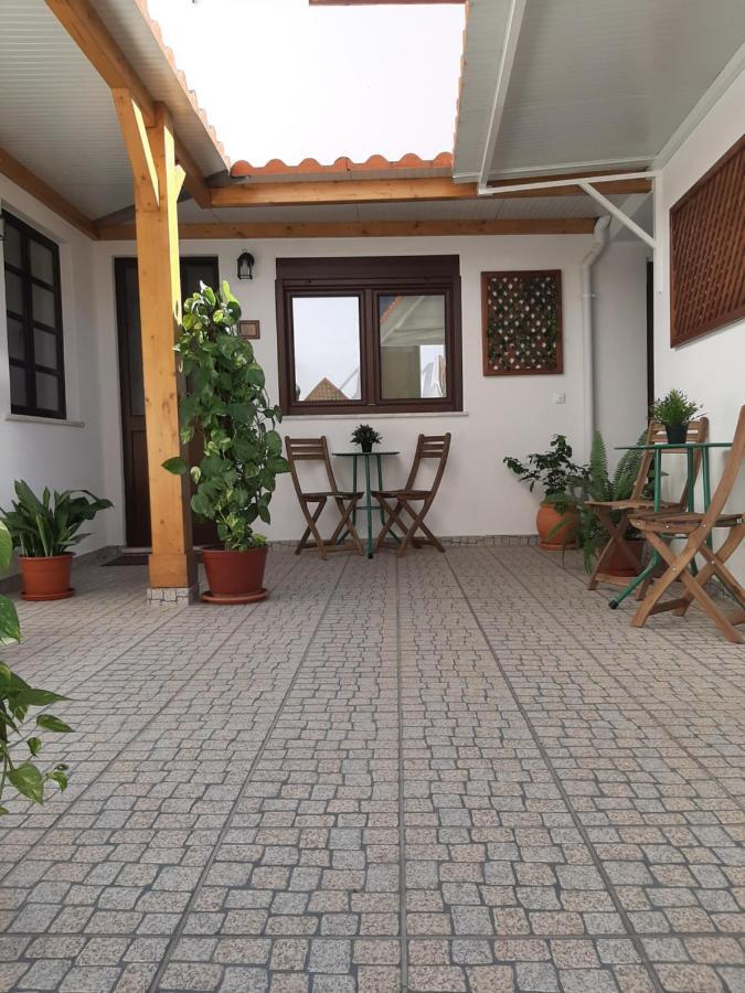 Апартаменты Alojamento Ferreira - Apartamento B Сантиагу-ду-Касен Экстерьер фото